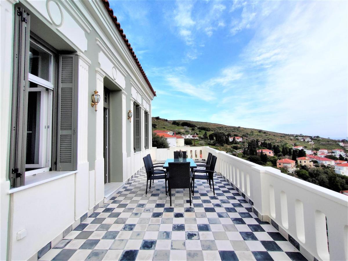Spiti Sea View Neoclassical House In Steniaí Exterior foto