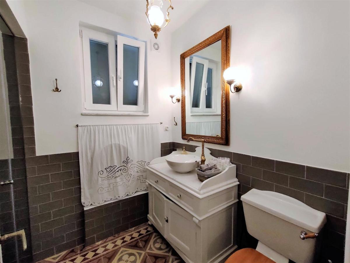 Spiti Sea View Neoclassical House In Steniaí Exterior foto