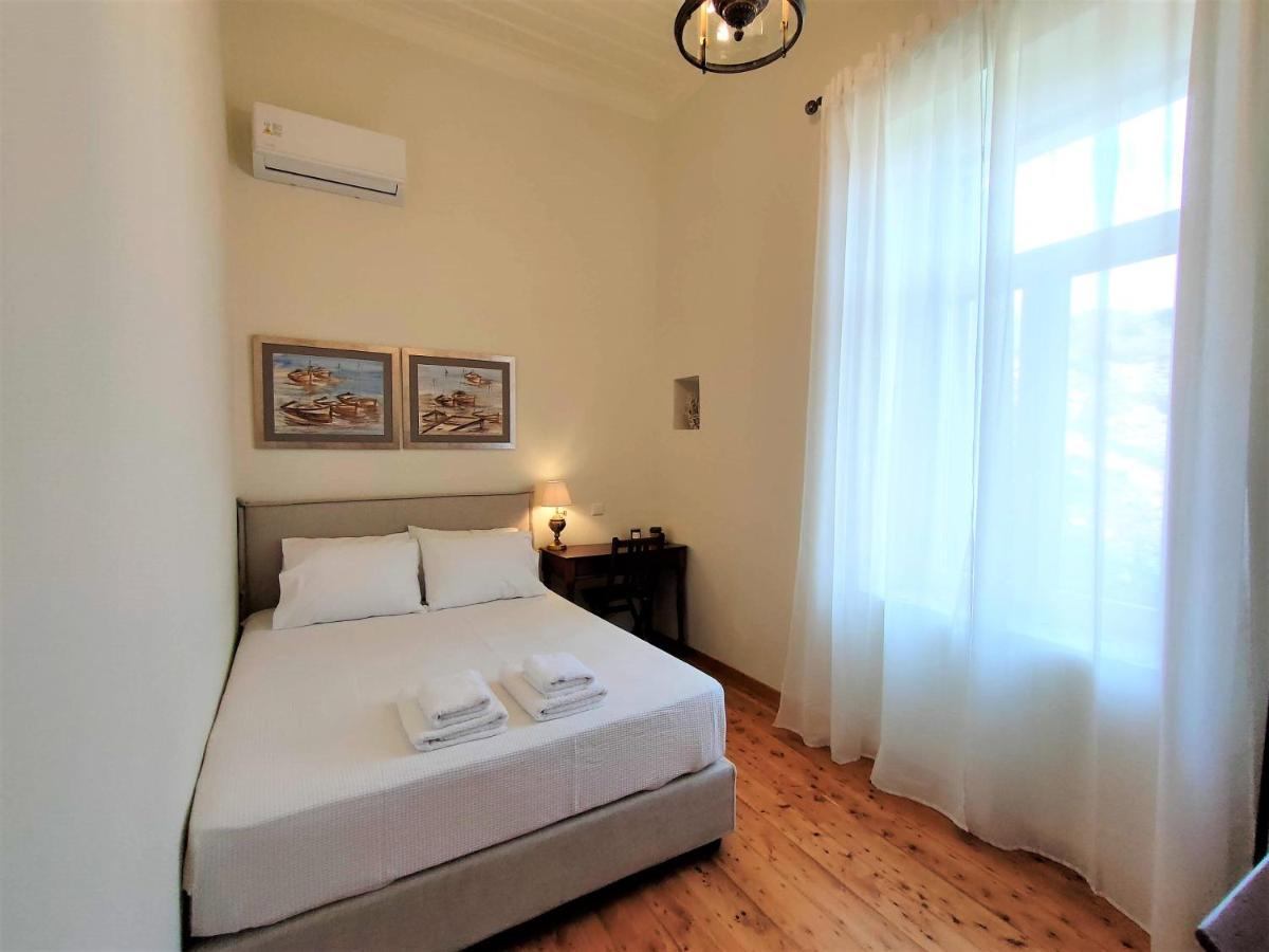 Spiti Sea View Neoclassical House In Steniaí Exterior foto