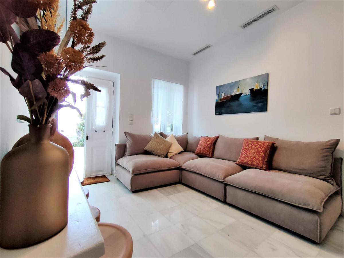 Spiti Sea View Neoclassical House In Steniaí Exterior foto