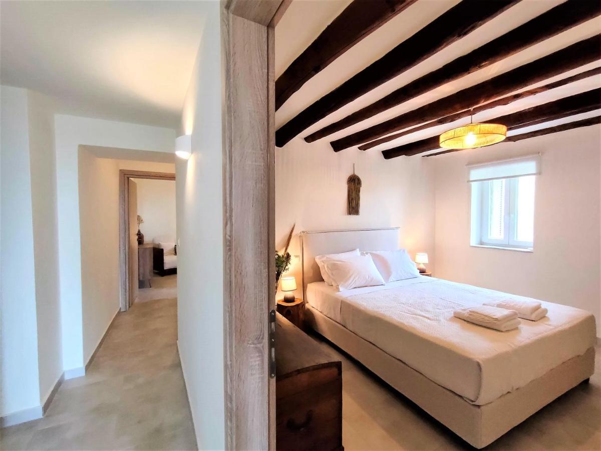 Spiti Sea View Neoclassical House In Steniaí Exterior foto