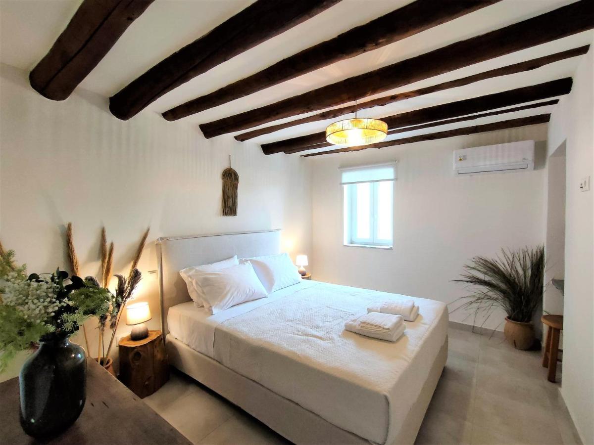 Spiti Sea View Neoclassical House In Steniaí Exterior foto